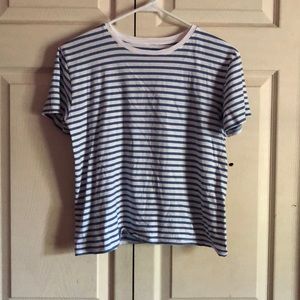 white and blue striped tee